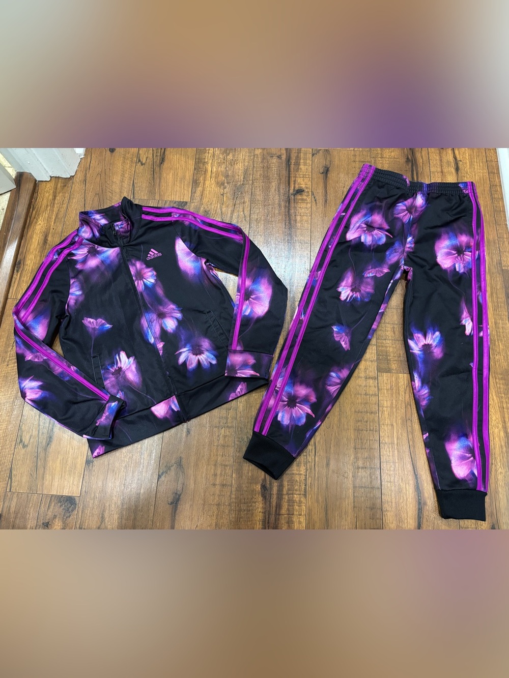 adidas Floral Tracksuit Jacket and Jogger Set Purple Girls 6X Sporty Soccer